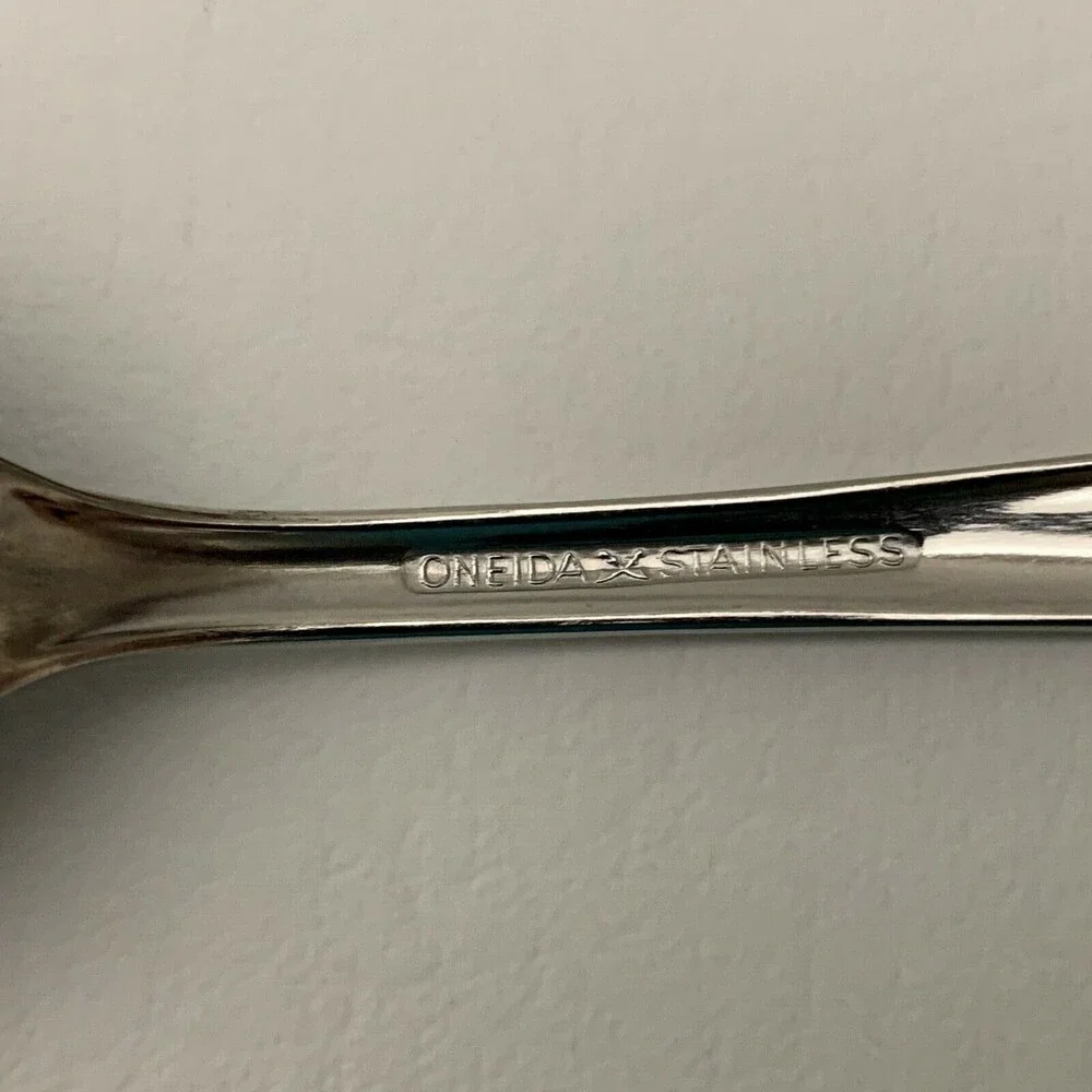Wm. A. Rogers Oneida Surf Club Stainless‎ Serving Spoon Pie Server Butter Knife